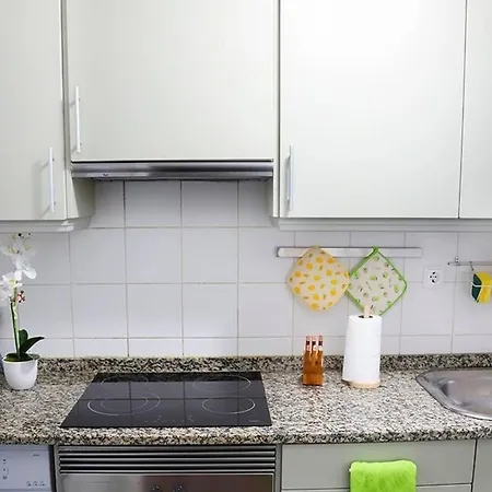 Apartment Comfortable In 95 Sqm Includes Parking Funchal (Madeira)